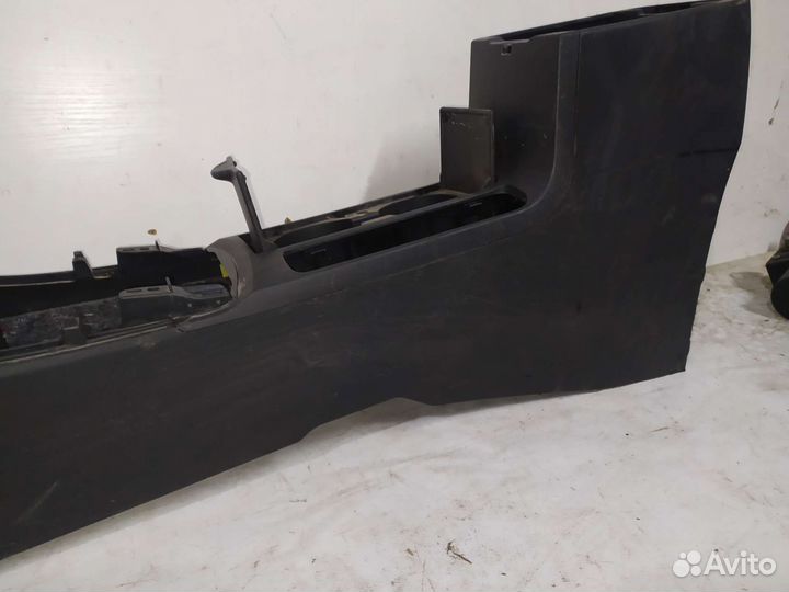 Консоль Тойота Королла Е150