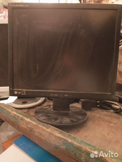 Монитор LG
