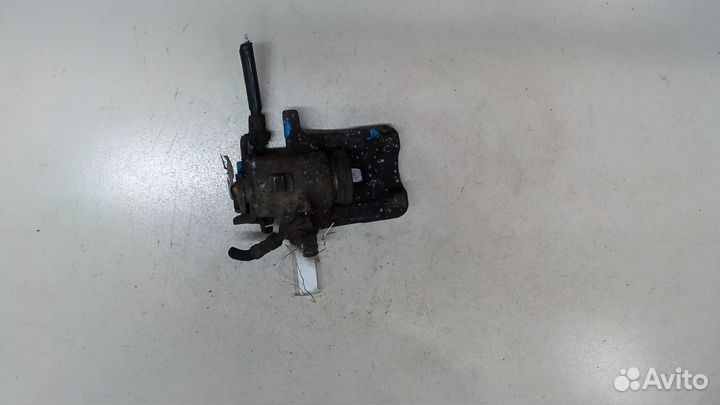 Суппорт правый задний Audi A4 (B7)