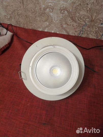 Светодиодный светильник