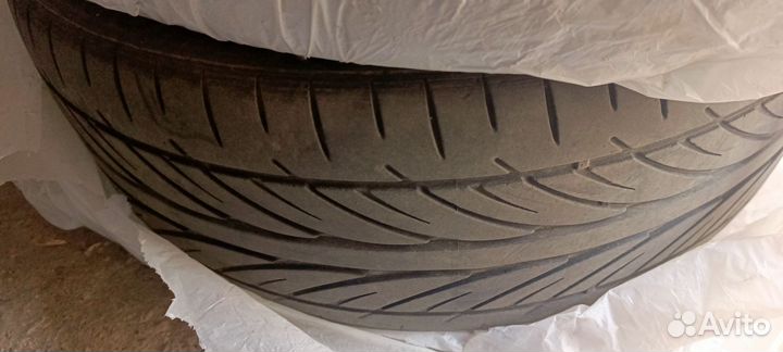 Hankook Ventus V12 Evo K110 225/40 R19