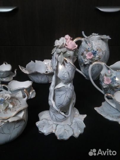 Фарфоровый сервиз ручной работы в подарок