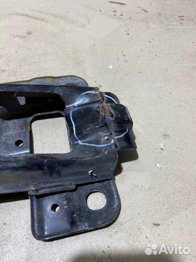 Усилитель бампера передний Kia Ceed 1