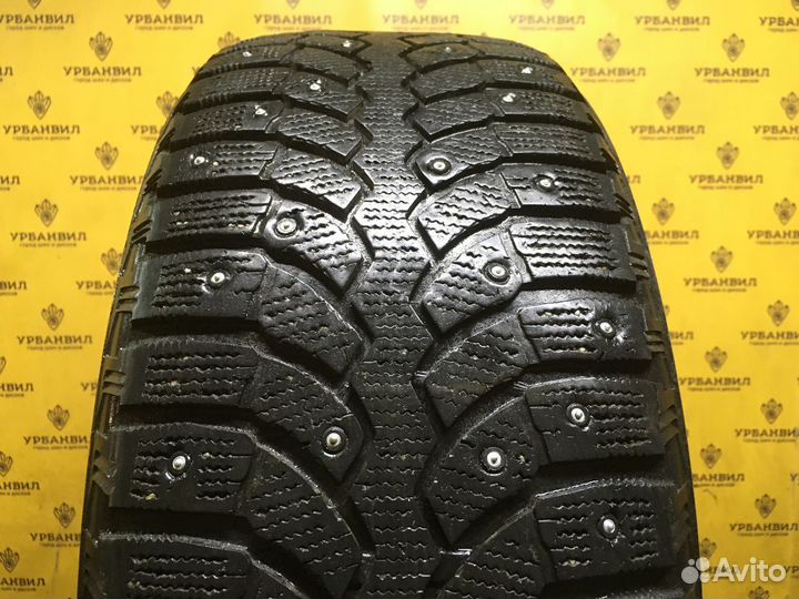 Bridgestone Blizzak Spike-01 235/55 R18 104T