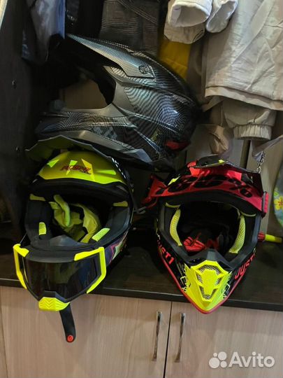 Кроссовый шлем