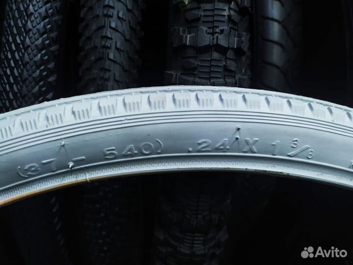 Покрышка 24 х 1 3/8 для инвалидных колясок Kenda