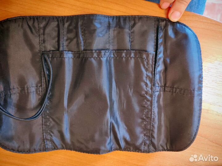 Футляр для косметических кистей