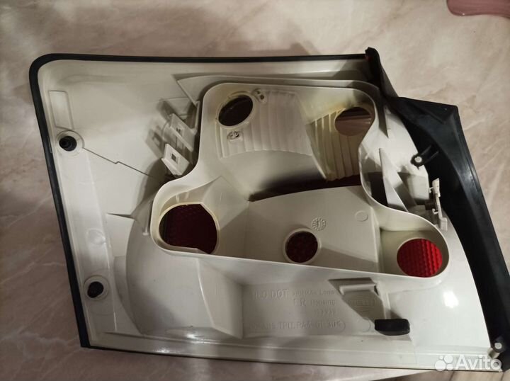 Задний фонарь правый на Audi A4