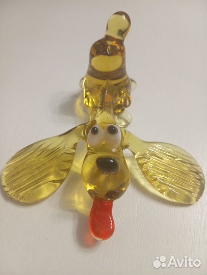 Стеклянная фигурка