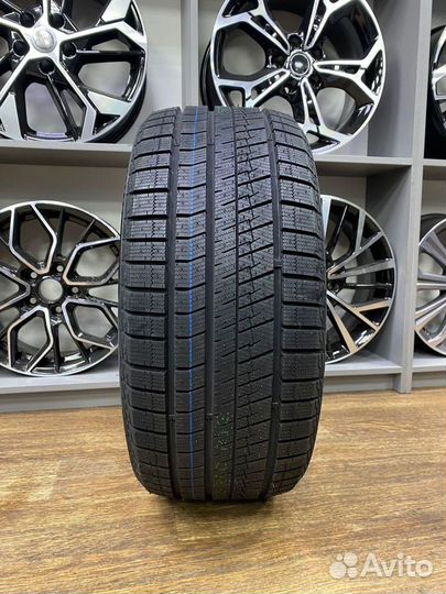 Tracmax X-Privilo S360 185/65 R15 92T