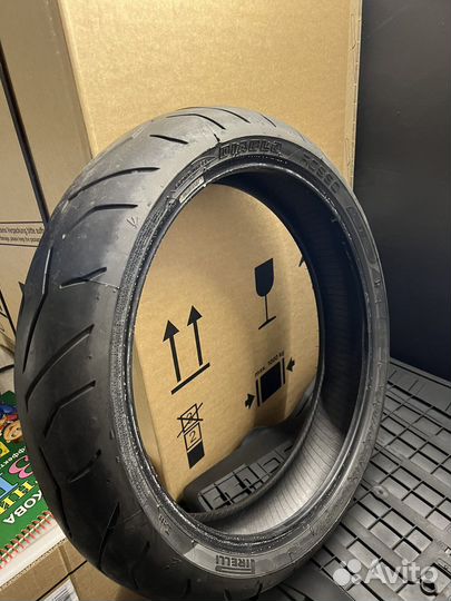 Мотошина pirelli 240 45 17