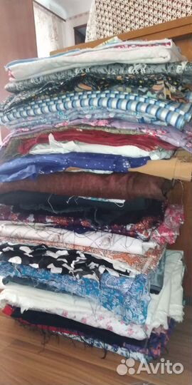 Отрезы ткани разные
