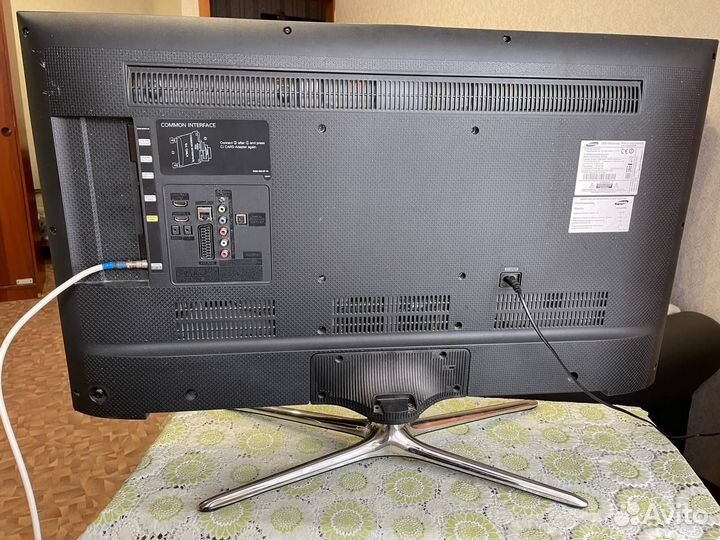 Продаю телевизор бу