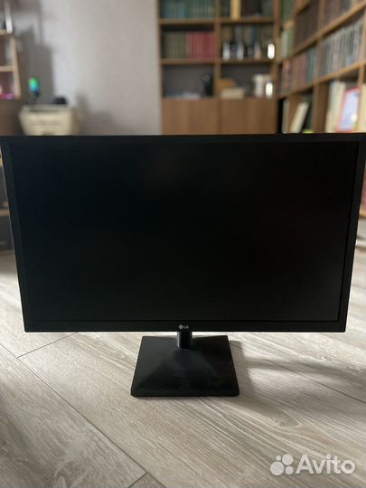 Монитор 24 дюйма LG 75 hz