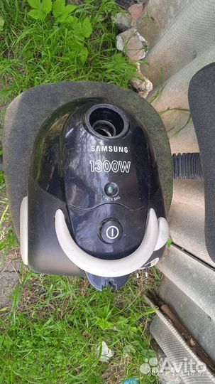 Пылесос Samsung Eаsy-1300w, в идеале, комплект