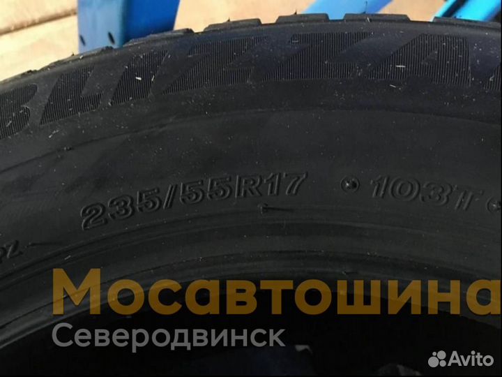 Bridgestone Blizzak Spike-02 SUV 235/55 R17 103T
