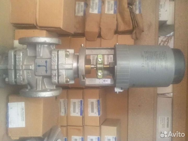 Насос клапан с электроприводом