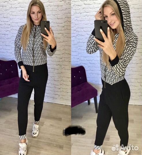 Костюм спортивный