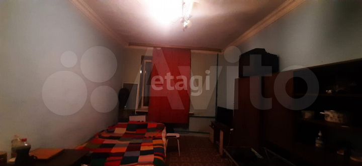 Комната 20 м² в > 9-к., 2/3 эт.