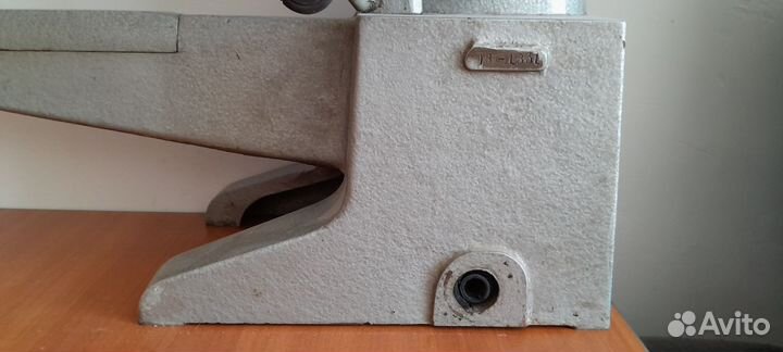 Рукавная швейная машина для кожи пмз