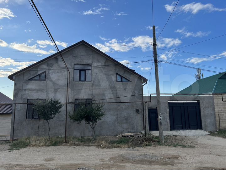 Дом 270 м² на участке 4,5 сот.
