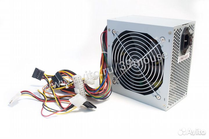 Блок питания качественный с большим кулером 120 мм