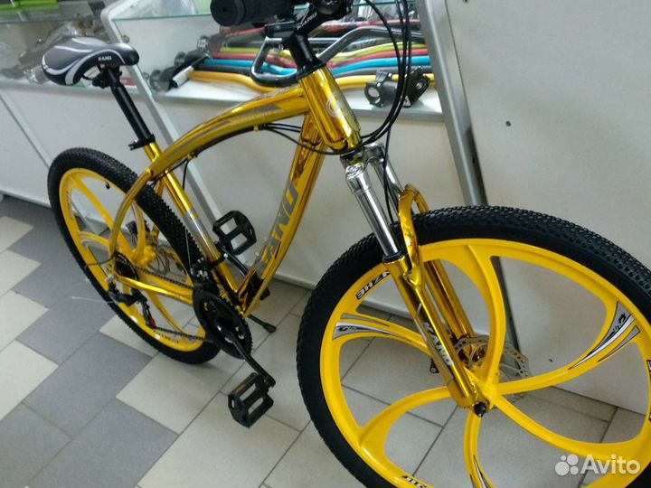 Велосипед на дисках золотой