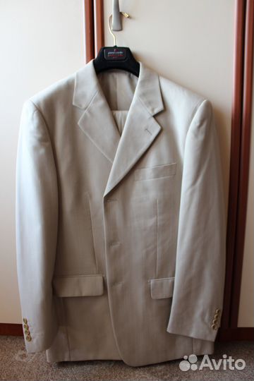 Новый костюм Pierre Cardin, размеры (48)