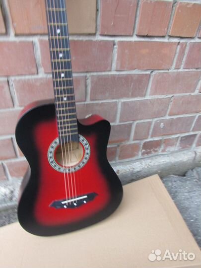 Гитара акустическая