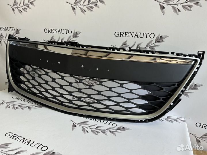 Mazda CX 7 решётка переднего бампера 10-12