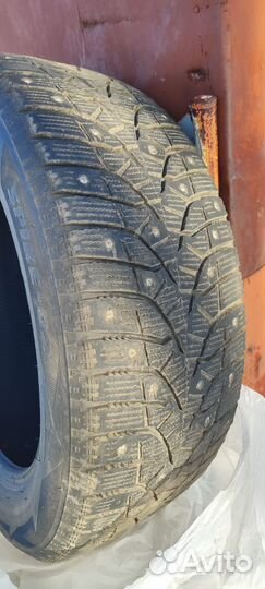 Bridgestone Blizzak Spike-02 215/55 R17 98T