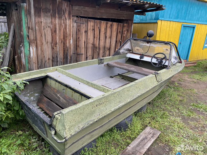 Моторная лодка Крым