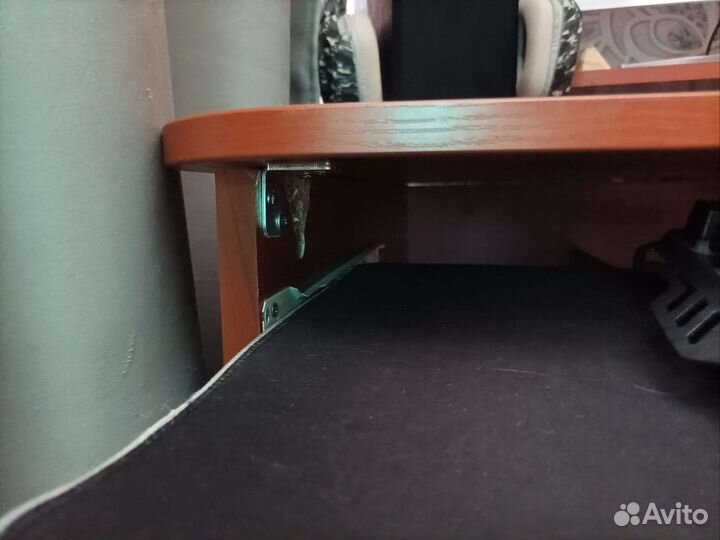 Компьютерный стол б/у