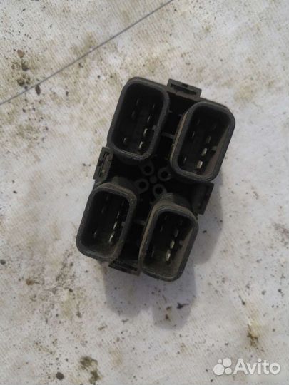 Блок кнопок стеклоподъёмников LADA ваз 2110