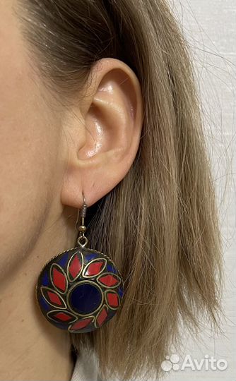 Серьги, бусы, клипсы