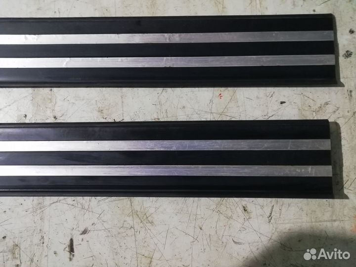 Накладки порогов внутренние BMW 5 E34