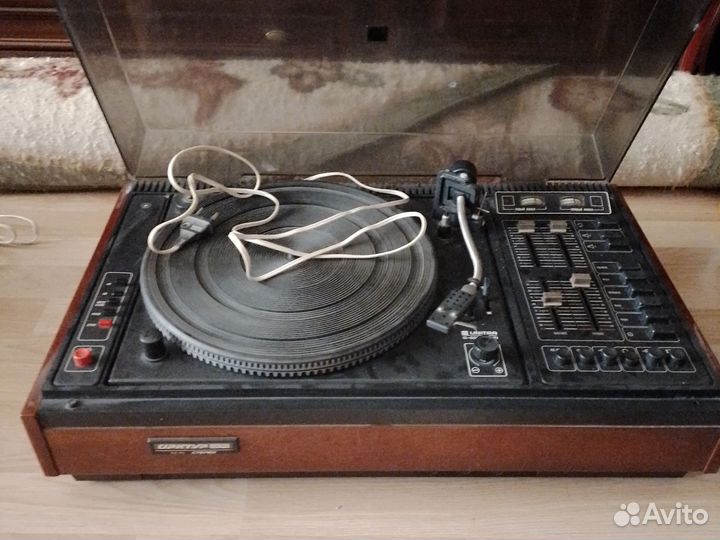 Пластинка арктур 004 вега 109