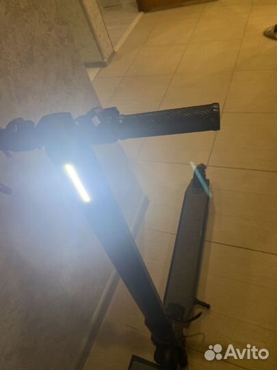 Электросамокат iconbit