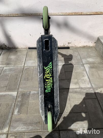 Трюковой самокат tech team duker 101