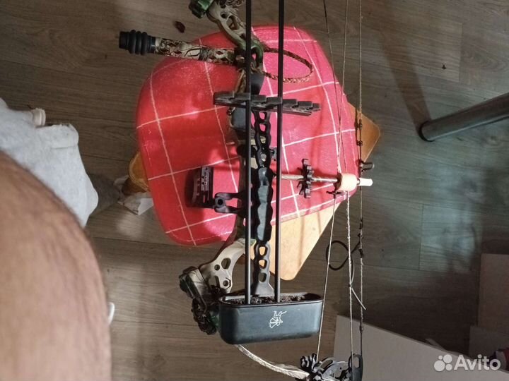 Блочный лук tomkat bowtech