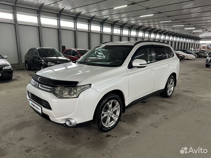 Mitsubishi Outlander 2.4 CVT, 2013, 259 000 км