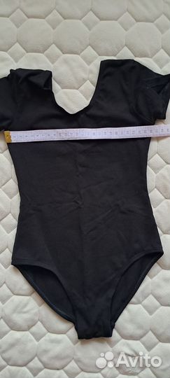 Купальник гимнастический чешки спинка и скакалка