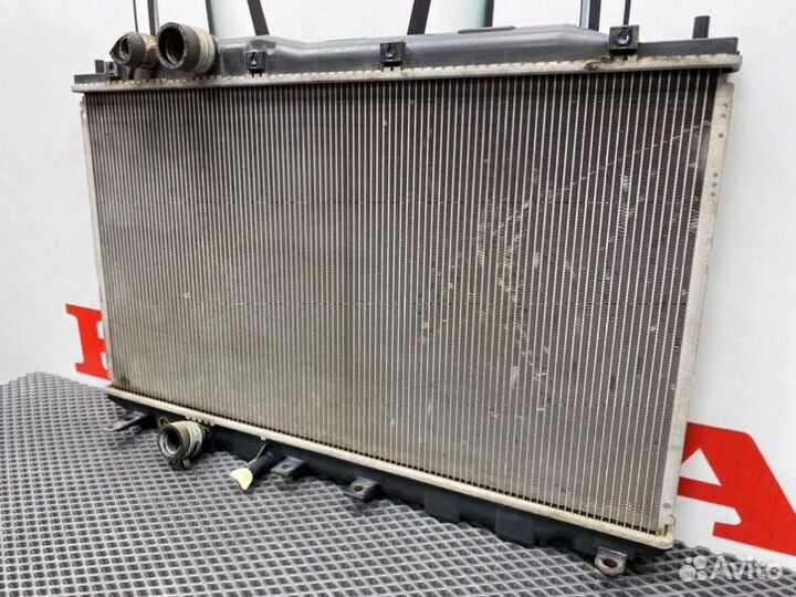 Радиатор охлаждения двигателя Honda Civic FD(4Д)
