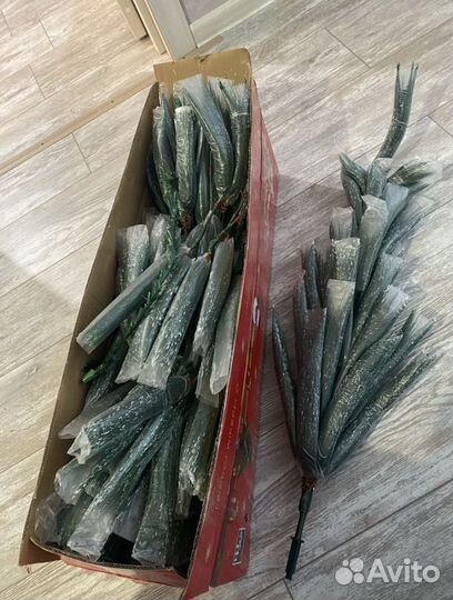 Ёлка искусственная