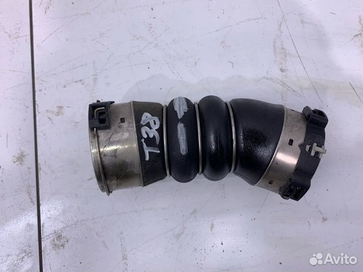 Патрубок интеркуллера Bmw 430D F32 Ф32 N57D30A 3