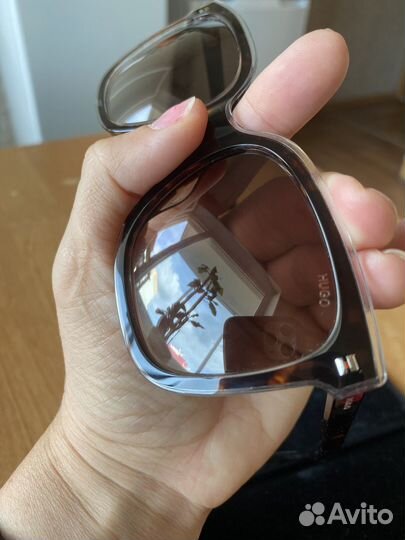 Солнцезащитные очки hugo boss