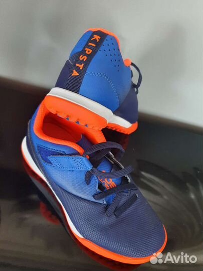 Детские футбольные бутсы 30 размер и 32 размер