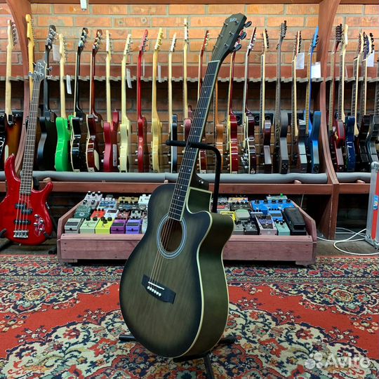 Акустическая гитара Taka TA402C Dreadnought