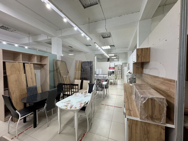 Свободного назначения, 300 м²