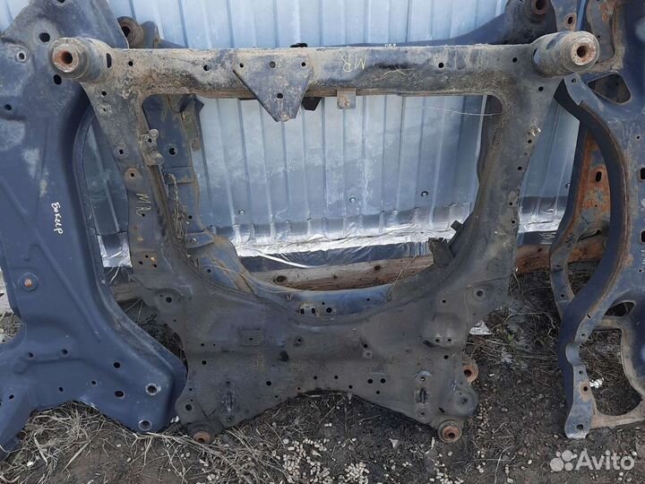 Подрамник nissan Murano Z51 PNZ51 VQ35